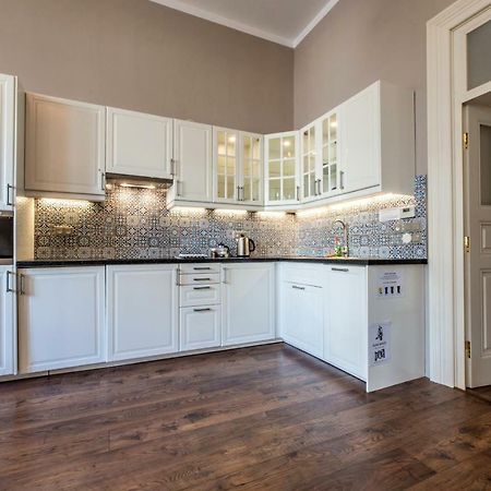 ✰Downtown Grand Apartment - Old Town Top Location✰ Prag Exteriör bild