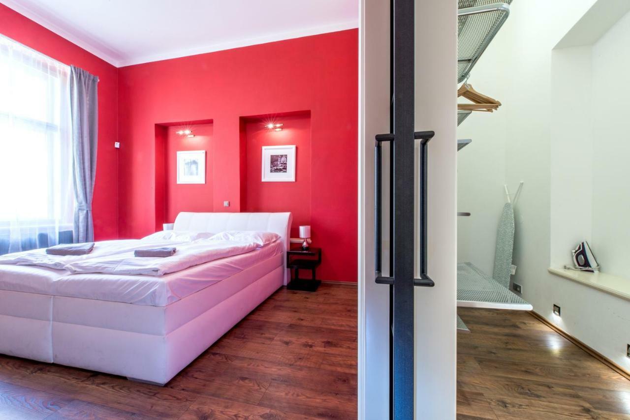 ✰Downtown Grand Apartment - Old Town Top Location✰ Prag Exteriör bild