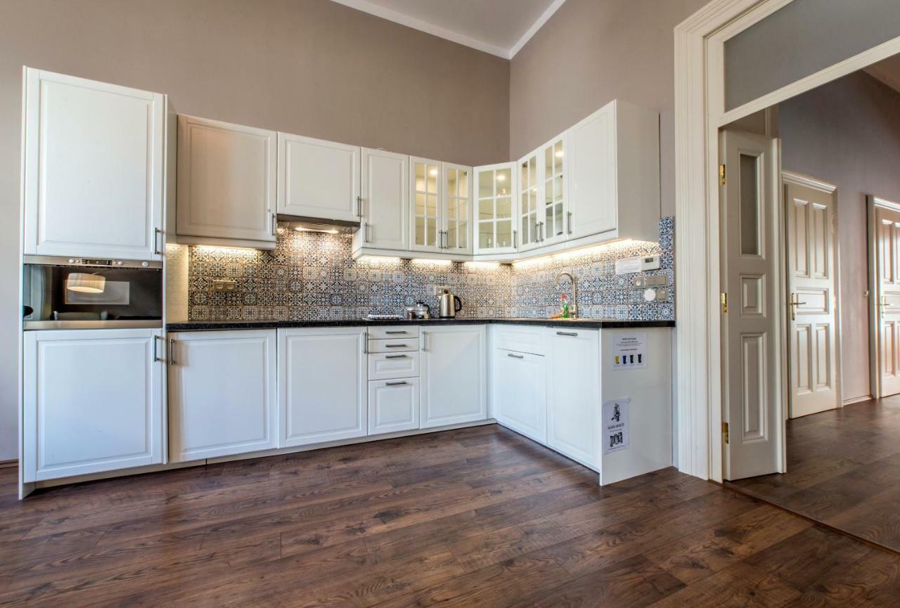 ✰Downtown Grand Apartment - Old Town Top Location✰ Prag Exteriör bild