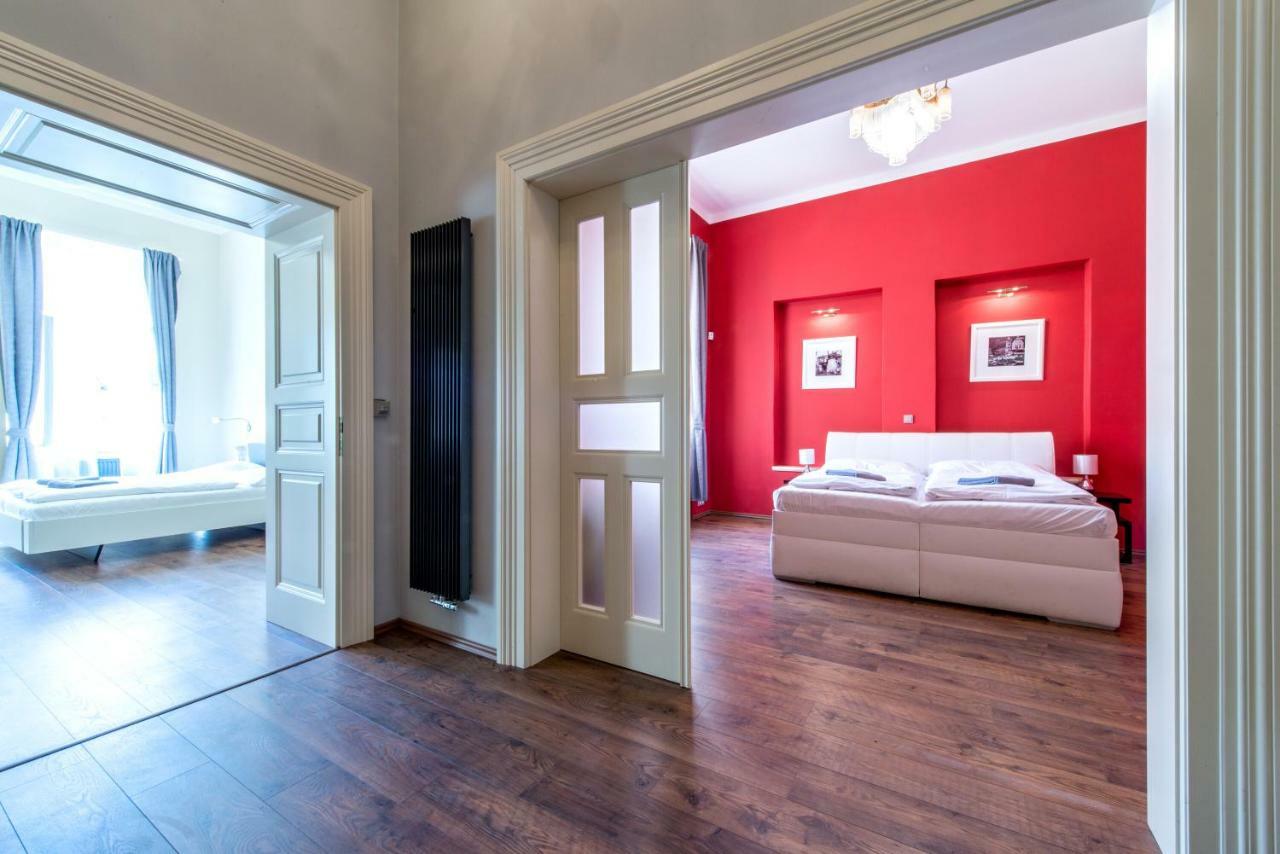 ✰Downtown Grand Apartment - Old Town Top Location✰ Prag Exteriör bild